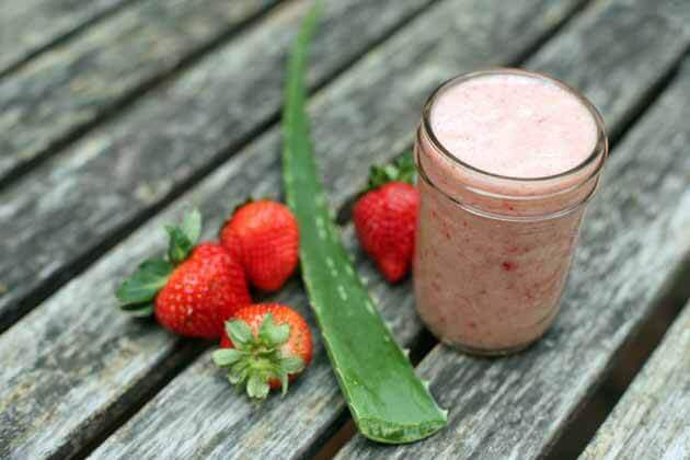 Aloe Vera Smoothie with Strawberry
